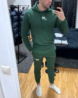 Nike Sweatshirt + Jogginghose Herren Grün Baden-Württemberg - Remseck am Neckar Vorschau