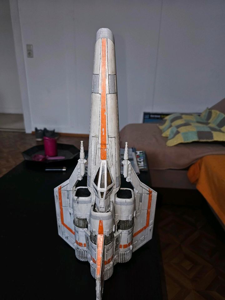 Battlestar galactica colonial viper in Pforzheim