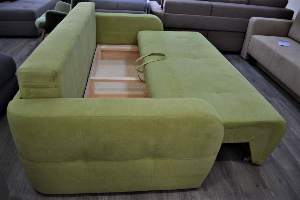 SOFA MIT SCHLAFFUNKTION BETTKASTEN COUCH MIT STAURAUM NEU in München