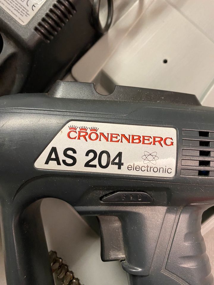 Akkuschrauber Cronenberg AS204 mit Koffer in Köln