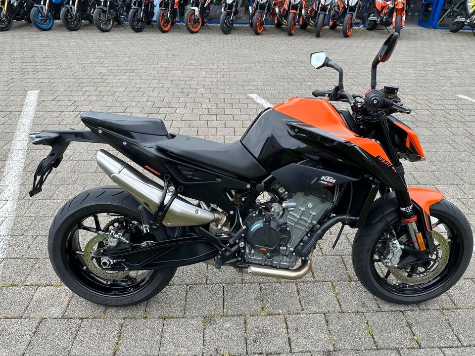 KTM 890 DUKE in Augsburg