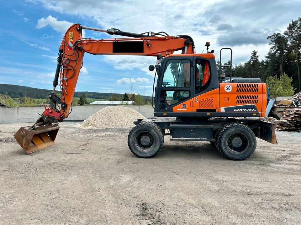 Doosan DX 170W-5 Mobilbagger in Amberg