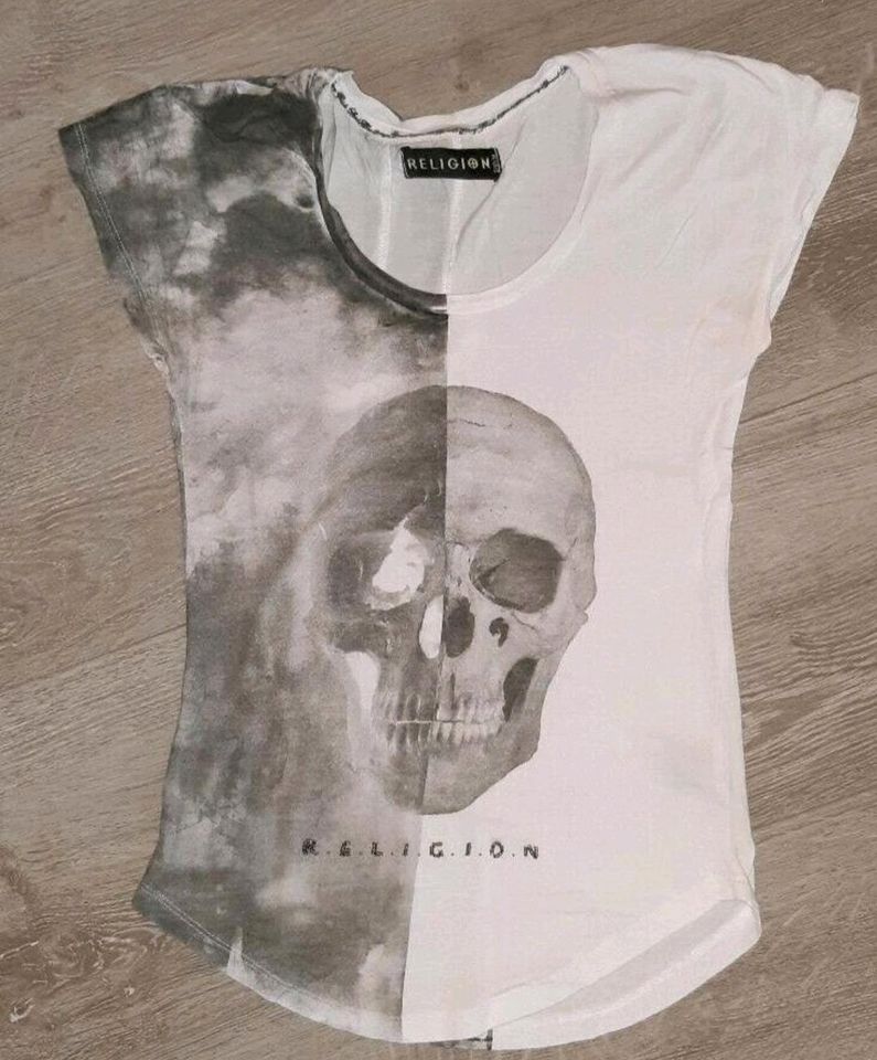 Religion T Shirt Damen S M in Magdeburg