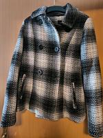 Sehr schicke Damen Jacke gr.38 kariert Saarland - Schiffweiler Vorschau