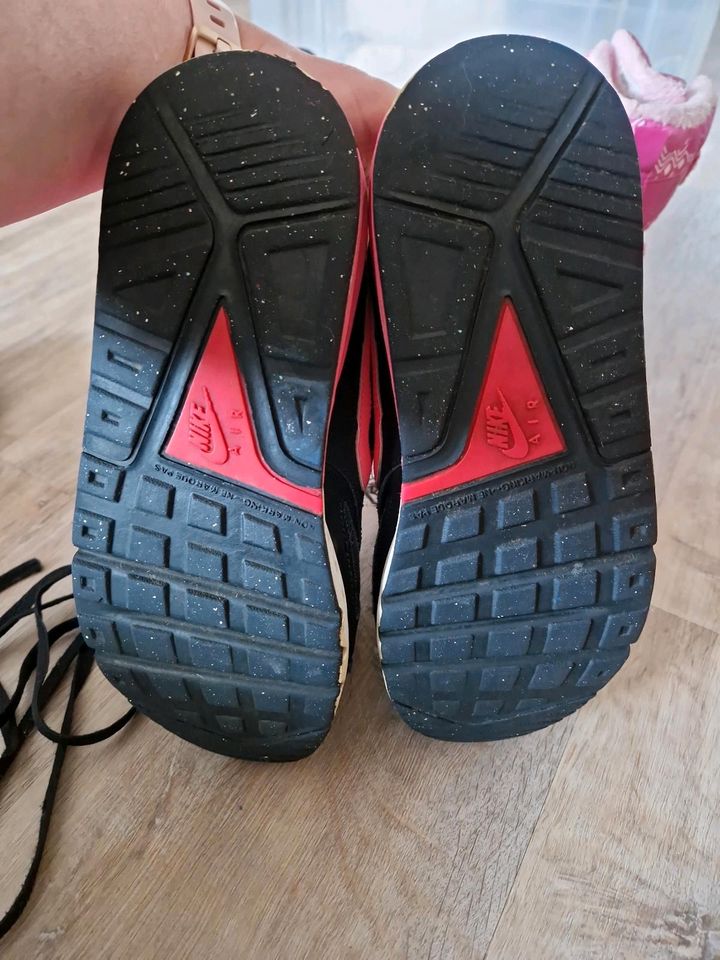 Nike air Schuhe Gr. 36,5 in Duisburg