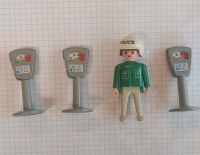 3 alte Parkuhren Playmobil ein Playmobil Polizist 1974 Baden-Württemberg - Neckarsulm Vorschau