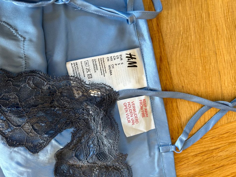 H&M Satin Nachtwäsche Zweiteiler Set Gr. S neu in Hildesheim