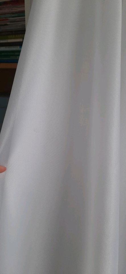 Hochzeitskleid:A-Linie,hochwertiges Organza,Spitze,V-Ausschnitt in Pforzheim