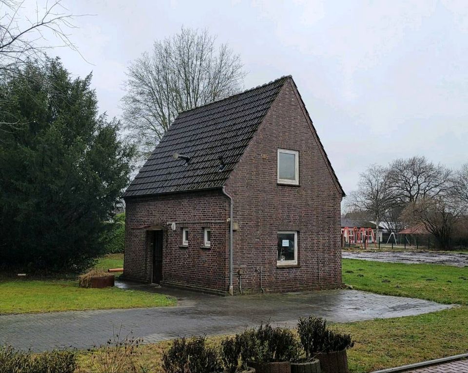 ✅ Sonniges Grundstück 807m² mit dem markantesten Haus in Upjever ✅ Nordsee ❗ in Schortens