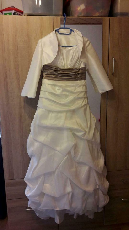 Brautkleid in Morbach-Merscheid