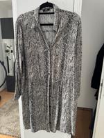 Kleid C&A Schlangenmuster Nordrhein-Westfalen - Oelde Vorschau