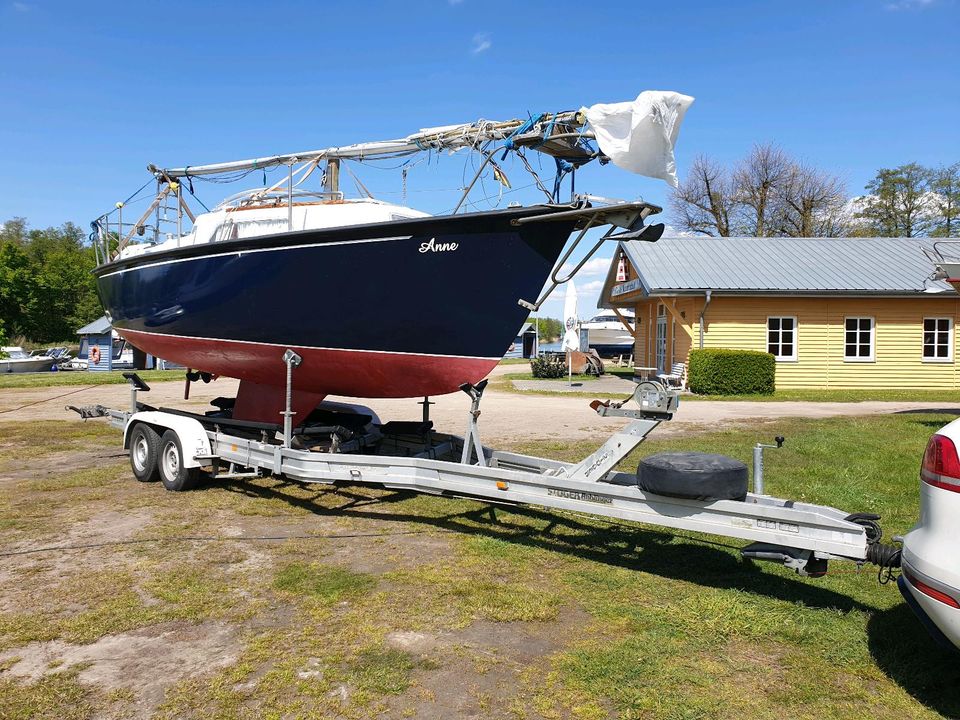 Bootstransport Yachttransport Hafentrailer Hausboot in Brandenburg an der Havel