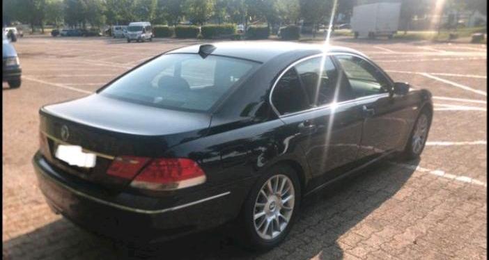Abbildung des Autos BMW 750i E65