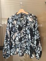 Leichte Bluse mit Blumen von Mango Hessen - Hofgeismar Vorschau