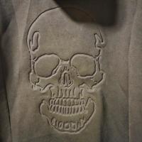 Schwarze Jacke mit Totenkopf, Größe XL Nordrhein-Westfalen - Düren Vorschau