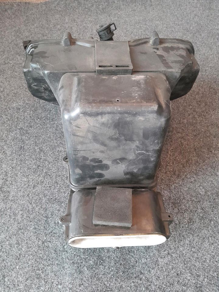 Kawasaki ZR 7 Airbox Luftfilterkasten in Laufen