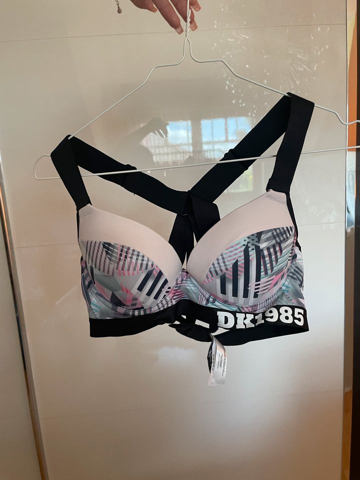 Hunkemöller Sport BH in Hamburg