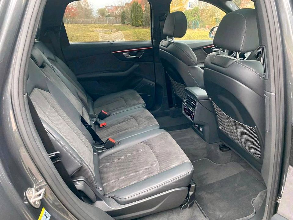 Audi Q7 50 TDI 3x S line ✓ 22 zoll ✓ Standheizung ✓ AHK ✓ 7 Sitze in Neunburg