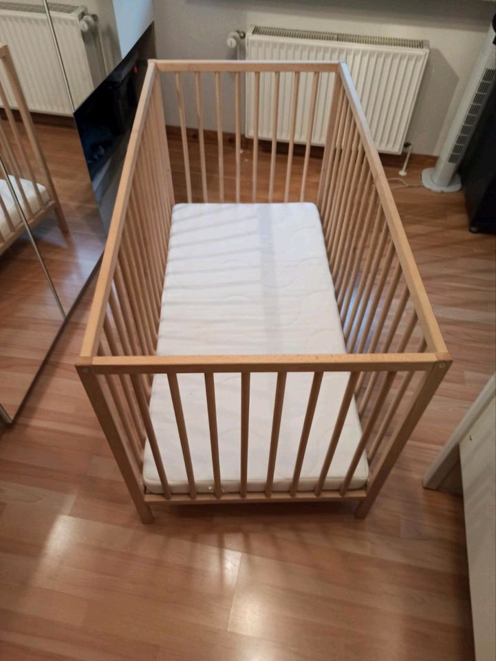 Babybett Größe 70x140 von IKEA in Hamburg