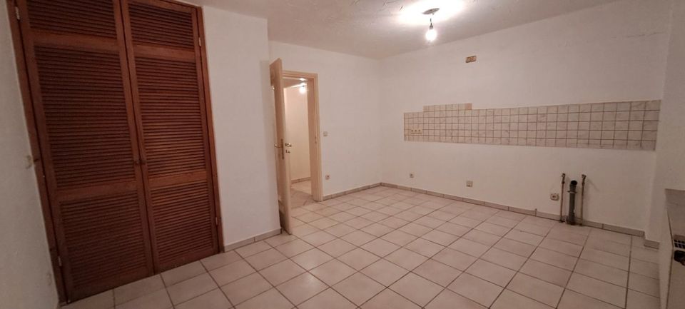 ** Verkauf: 3-4 Zimmer-Wohnung mit 105 m² inklusive Balkon** sofort fei** in Nürnberg (Mittelfr)