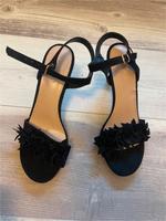 Catwalk Sandaletten schwarz 39 NEU Hessen - Niedenstein Vorschau