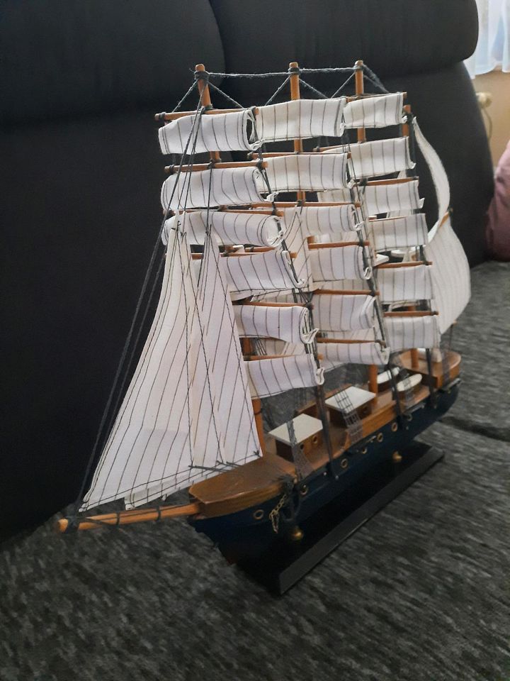 Modell Segelschiff in Wolfschlugen