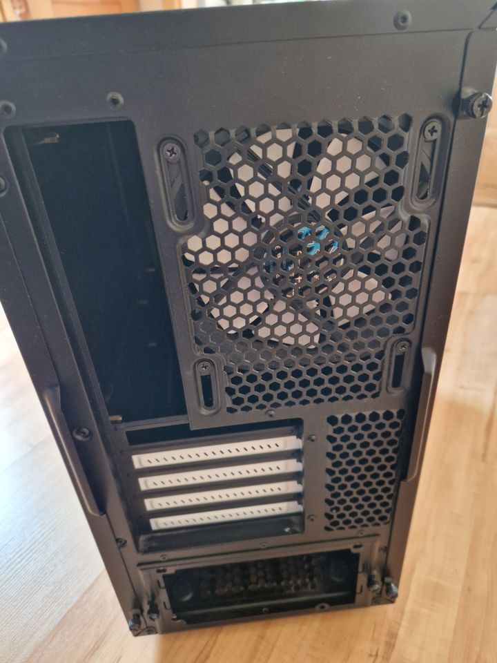 Fractal Design Define Mini C, schallgedämmt in Bergkamen