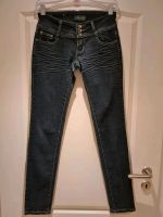 Revers - Jeanshose / Jeans / Hose / Röhrenjeans Niedersachsen - Langwedel Vorschau