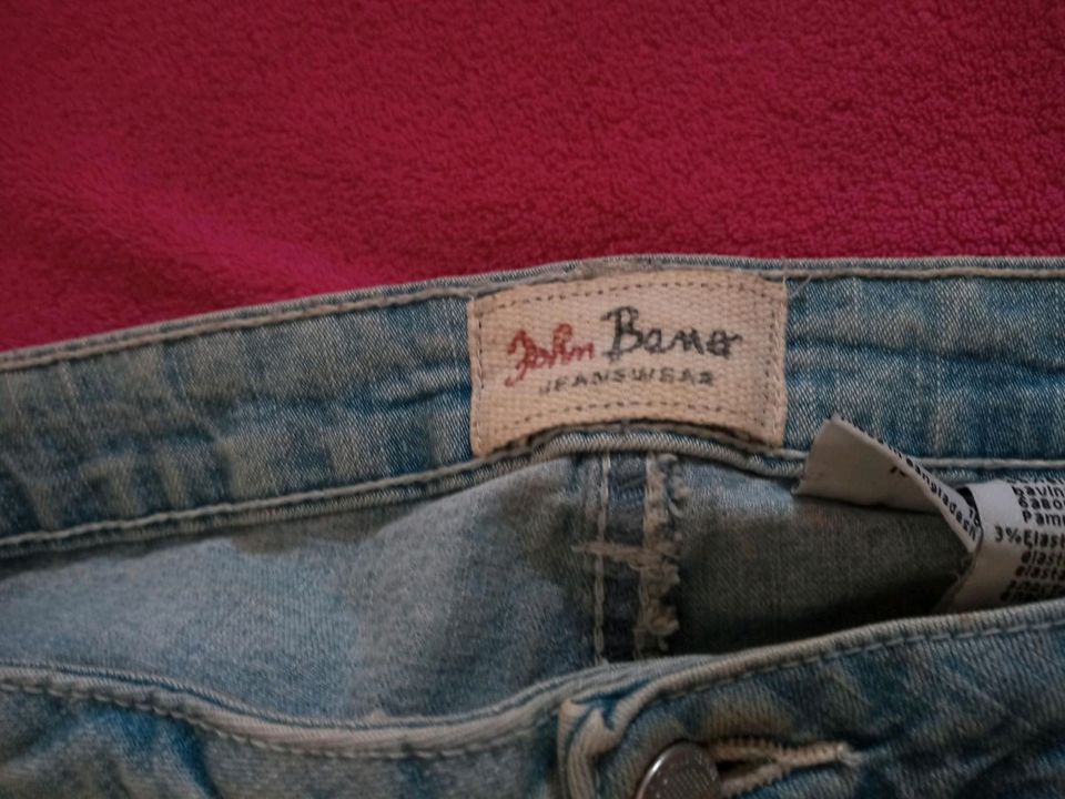 Damen Jeans mit Reisverschluss in Homburg