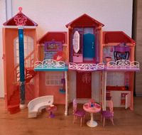 Barbie Traumhaus, Haus, Villa klappbar mit Zubehör Niedersachsen - Syke Vorschau