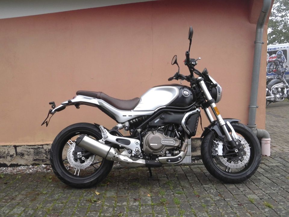 QJMOTOR SRV550 mit 47PS wie Cafe in Rostock