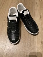 Damen Sneaker Gr.:39 schwarz/weiss Ital.Mode wie neu Hessen - Schmitten Vorschau