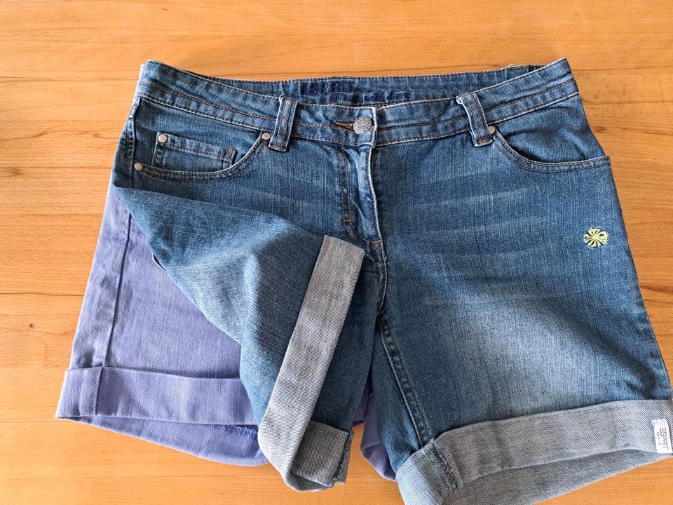 6  neuwertige Marken Hosen, Capri, Shorts Denim, edc Esprit in Bordesholm