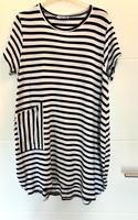 Kleid , Sommerkleid , Carmenkleid Nordwestmecklenburg - Landkreis - Herrnburg Vorschau