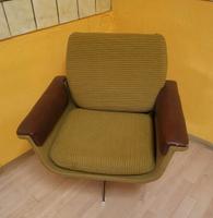 Retro DDR 70er Jahre Drehsessel Polstermöbel Drehstuhl Sachsen - Haselbachtal Vorschau