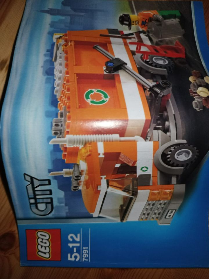 Lego Paket aus mehreren Modellen in Feldkirchen