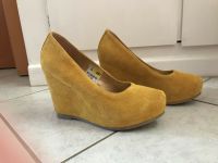 Gelbe Pumps High Heels Gr. 39 Bochum - Bochum-Südwest Vorschau