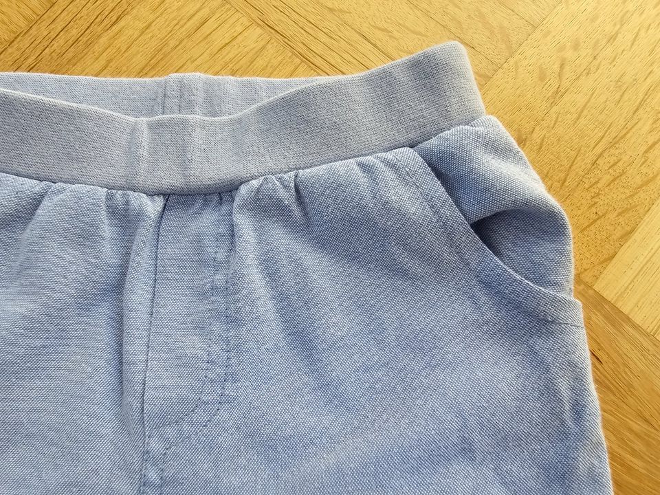 Steiff Shorts/kurze Hose Größe 68 hellblau in München