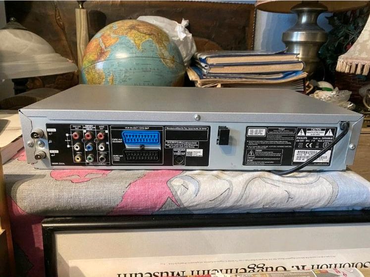 Philips DVP3100V - Combo VHS Videorecorder mit DVD Player in Kamp-Lintfort