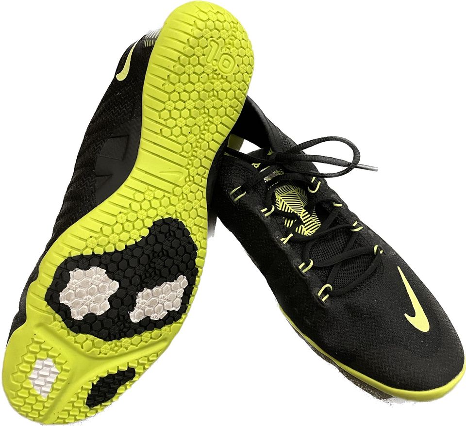 Nike Sport Schuhe indoor schwarz flexible Sohle fast neu in Hessen -  Viernheim | eBay Kleinanzeigen ist jetzt Kleinanzeigen