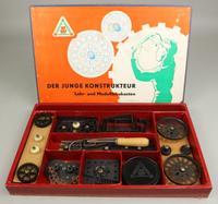 Der junge Konstrukteur HW Lehr- Modell- Baukasten DDR Spielzeug Bayern - Karlstein Vorschau