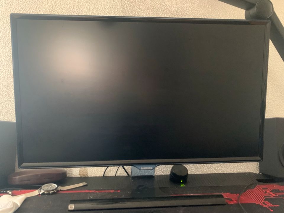 Samsung Monitor 27 Zoll FHD in Erlangen