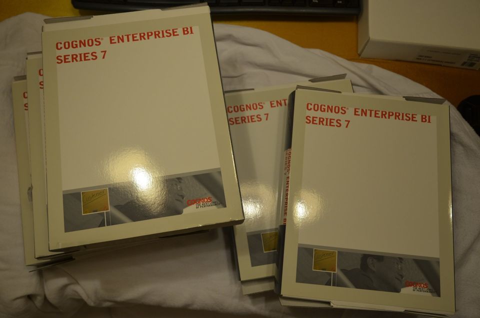 Cognos Powerplay BI Enterprise Series 7.1 Software Version 2 in Nürnberg (Mittelfr)