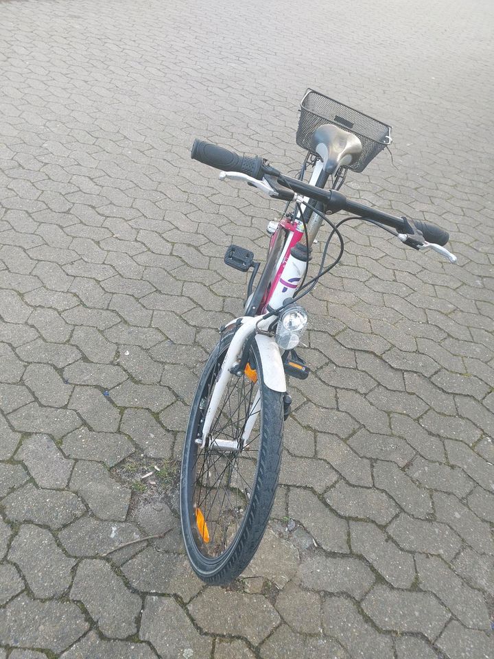 Mädchen fahrrad kinder fahrrad 24 zoll in Braunschweig