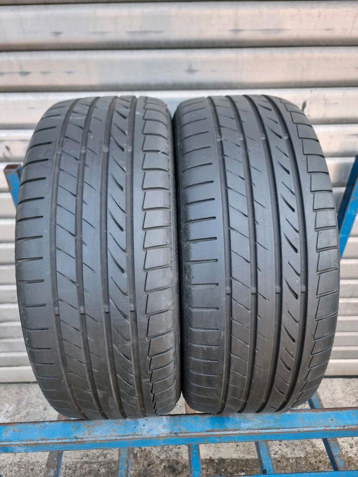 2x Sommerreifen 215/45R18 89W Dunlop in Detmold