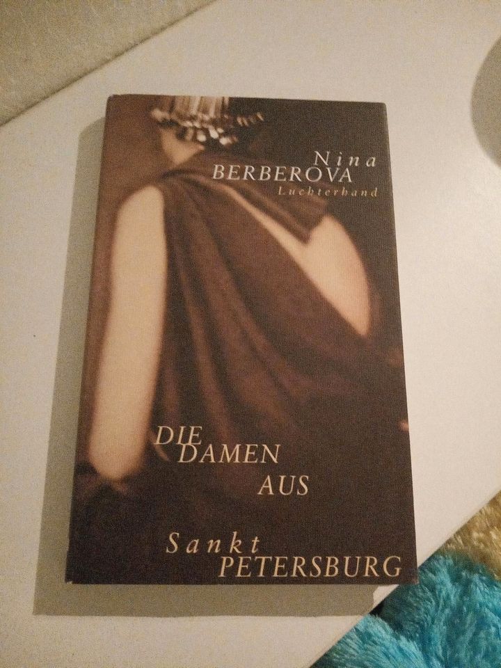 Die Damen aus Sankt Petersburg von Nina Berberova | in Essen