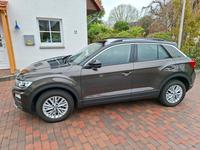 VW T-Roc "Style", Brown/Black Metallic, Sitzheizung AHK abnehmbar Niedersachsen - Twistringen Vorschau