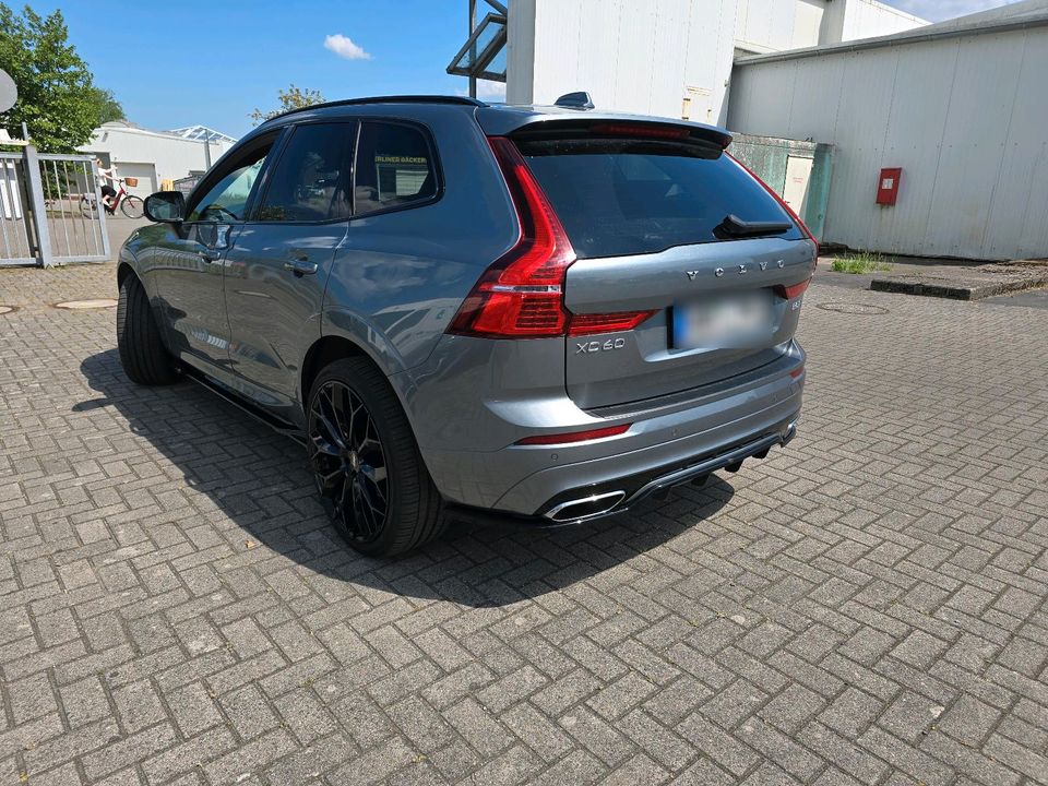 VOLVO XC 60 2.0DIESEL MILD- HYBRID!!!249PS!!VOLVO GARANTIE !!! in Aurich