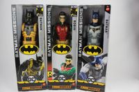 Batman Robin Batman DC Hero Actionfigur 30cm NEU OVP Nordrhein-Westfalen - Hünxe Vorschau