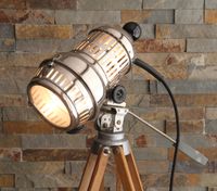 alte Holz-Stativ Chrom Scheinwerfer Strahler Lampe DDR Rheinland-Pfalz - Bassenheim Vorschau